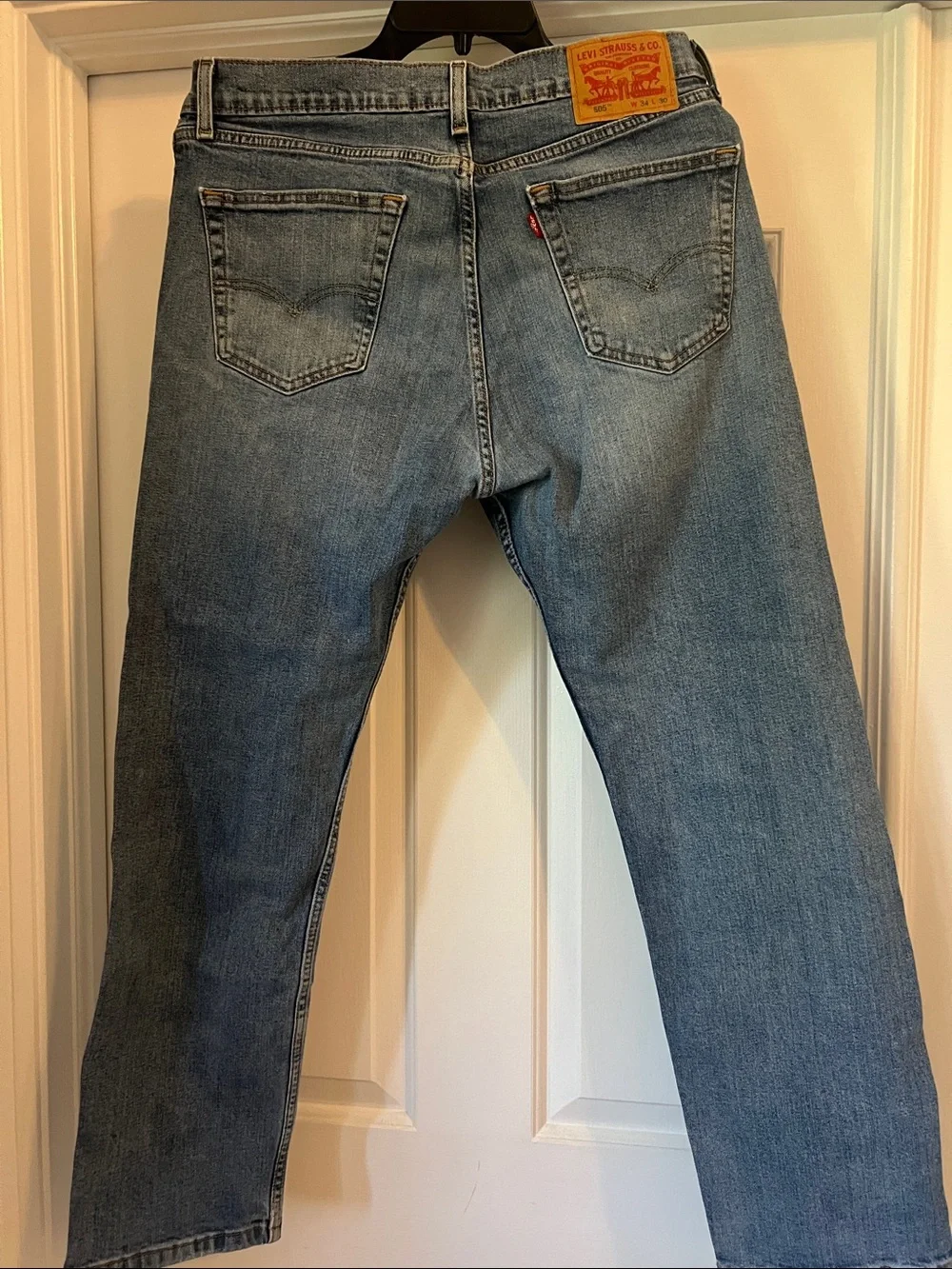 Levi's Men's Light Blue Straight Jeans